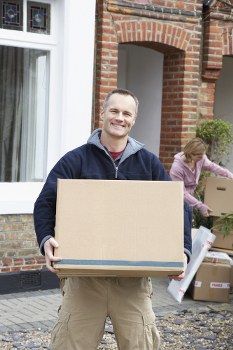 House removalists assisting a local move in Earlscourt