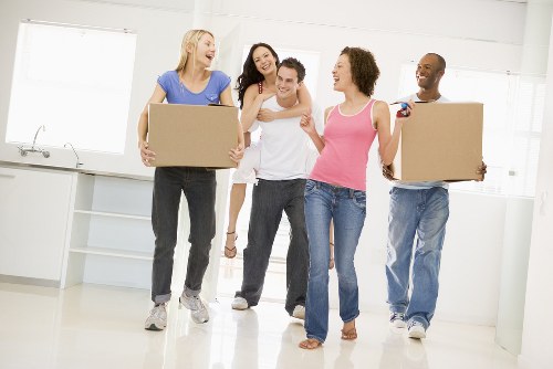 Local man with van service in Earlscourt for home and business moves