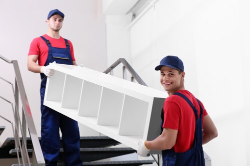 Man and van service helping with a local move in Earlscourt