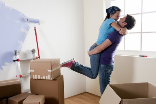 Commercial removal truck hire for businesses in Earlscourt