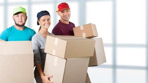 Earlscourt man and van service for local collections, deliveries, and storage moves