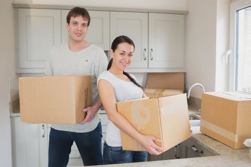 Apartment and office moving support in Earlscourt